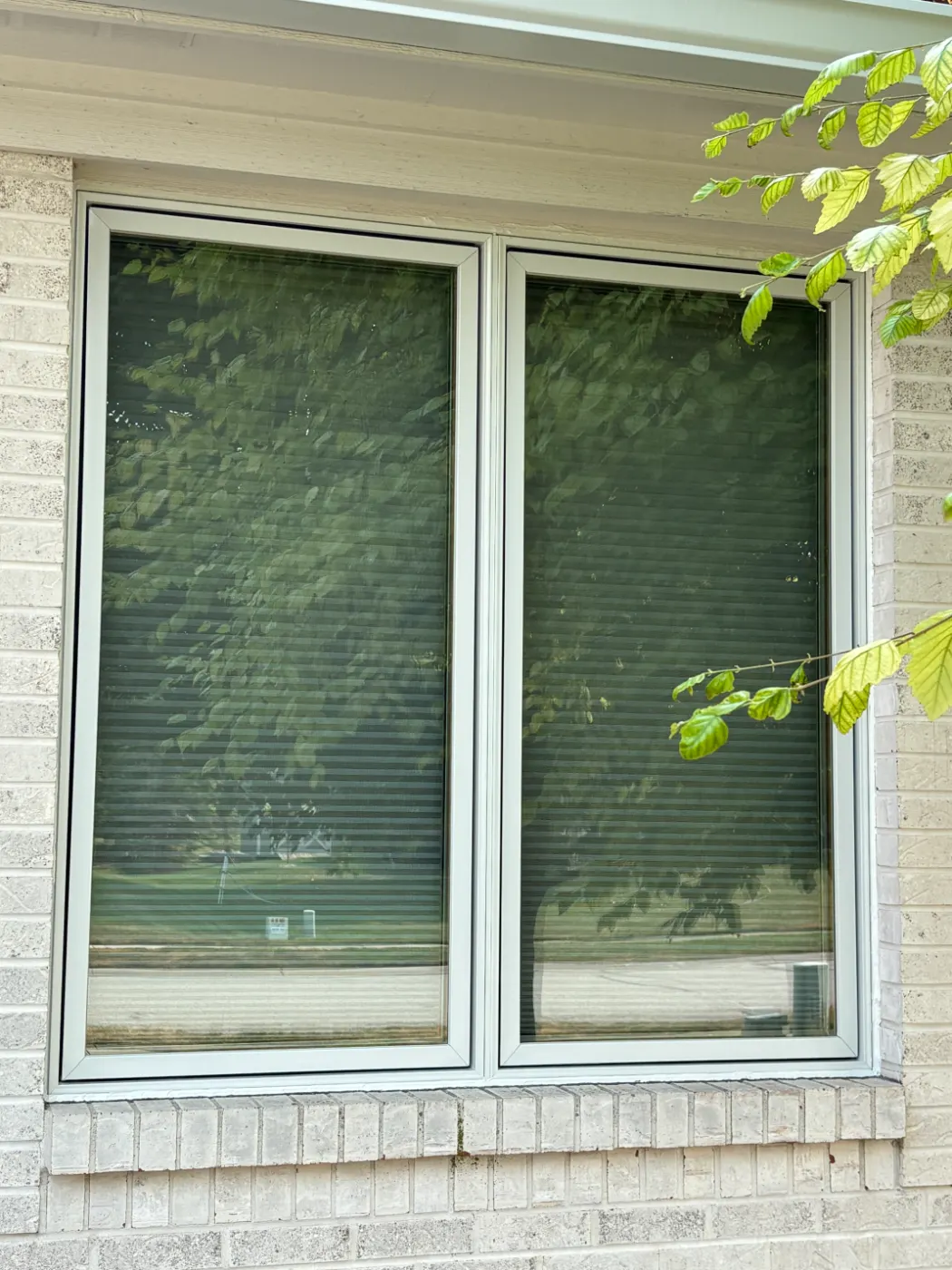 Bay window installation in Olive Branch Manor